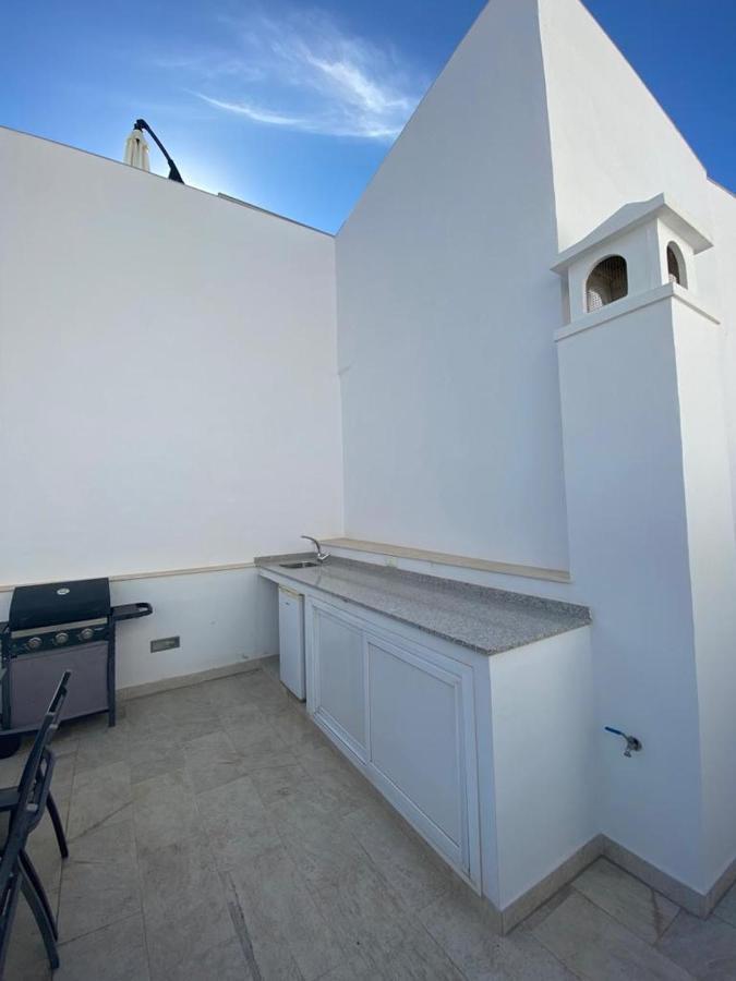 Villa New Townhouse In The Heart Of Nerja With Jacuzzi Exterior foto